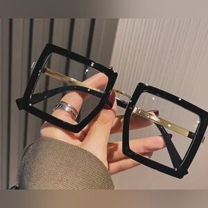 Ladies, black glasses